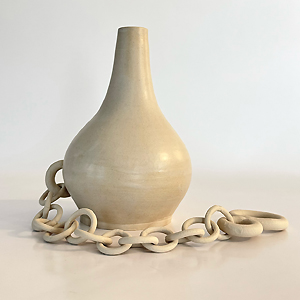 Clay_Nahrgang_Sydney_2_chain-vase